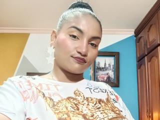 SalomeSexxy - Live porn & sex cam - 17484966