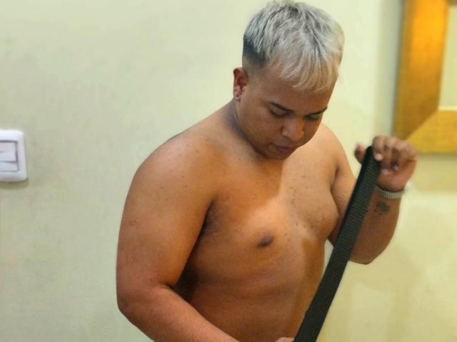 TheGordoMan - Live porn &amp; sex cam - 17485498