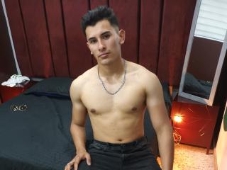 AleCool - Live porn &amp; sex cam - 17487046