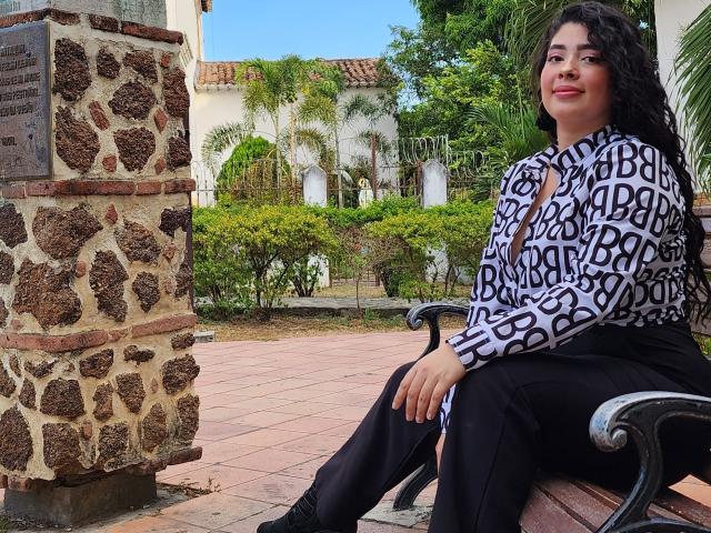 AgathaColinss - Live sex cam - 17488446