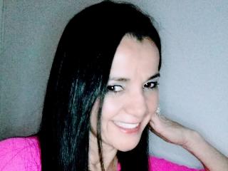 LuxuryMilf69 - Live sex cam - 17494562