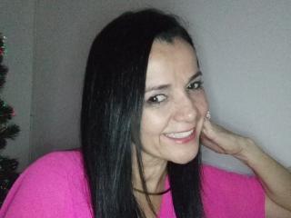 LuxuryMilf69 - Live sex cam - 17494670