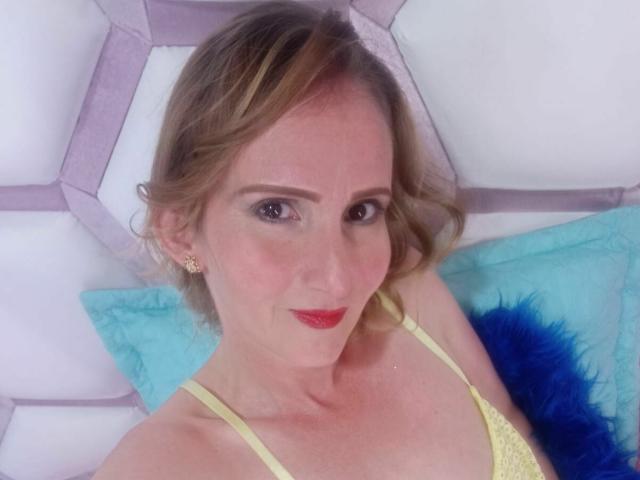 RubiAnderson - Live sex cam - 17498502
