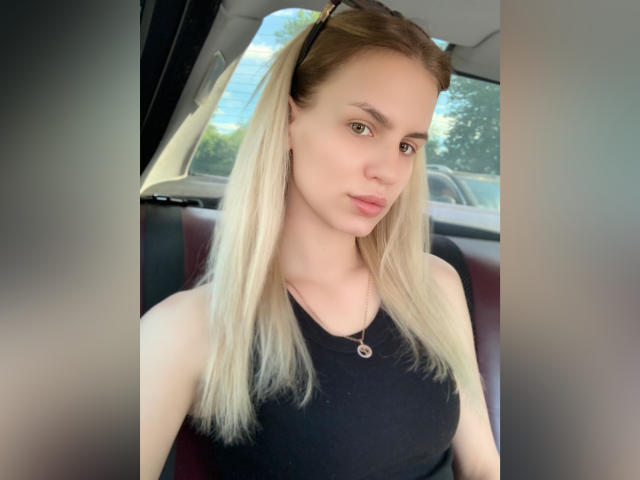 LilyAbrams - Sexe cam en vivo - 17512906