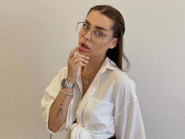 PlayfulEyes - Live Sex Cam - 17513310