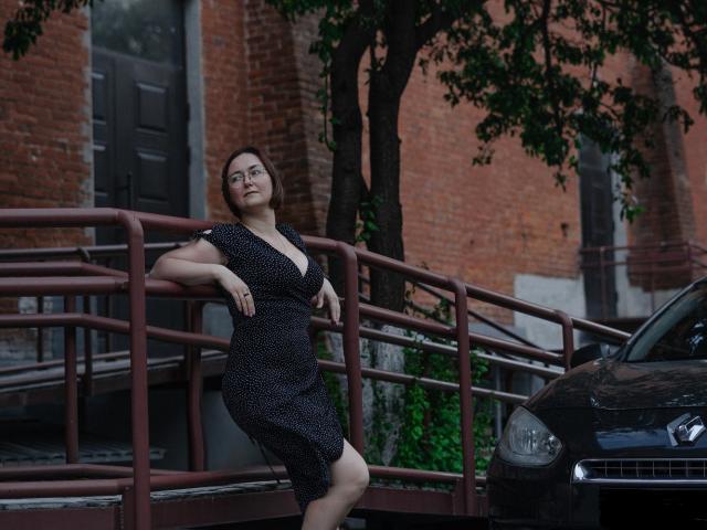 IvannaRich - Live sex cam - 17514558