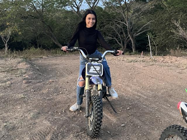 DeisyWest - Live porno og sexkamera - 17521350