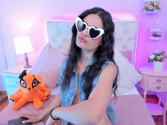 CharlotteBroown - Sexe cam en vivo - 17521846