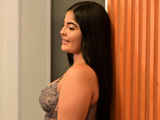 AlyssaSullivan - Live sex cam - 17523998