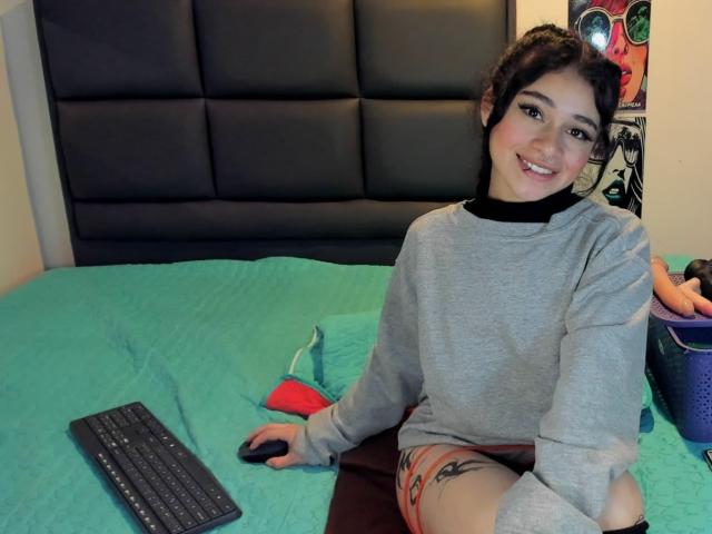 Hesttia - Live sex cam - 17533014