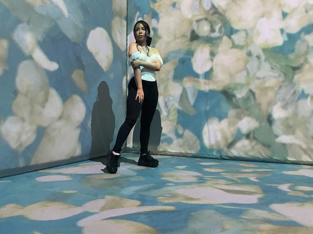 MeganWisse - Live sexe cam - 17535230