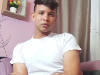 DanielMoncada - Sexe cam en vivo - 17540686