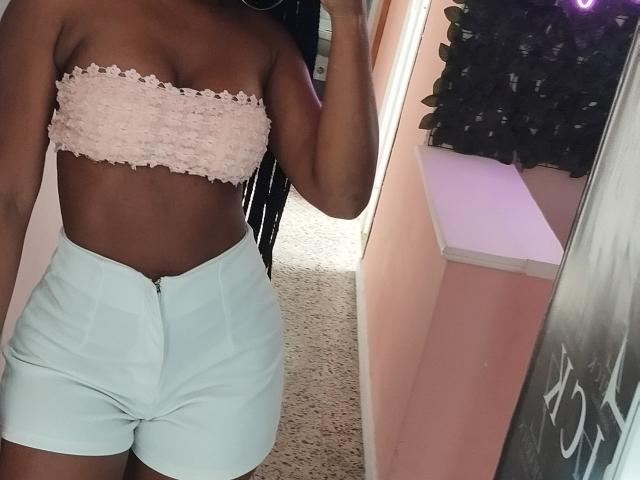 SammyClark - Live Sex Cam - 17542734