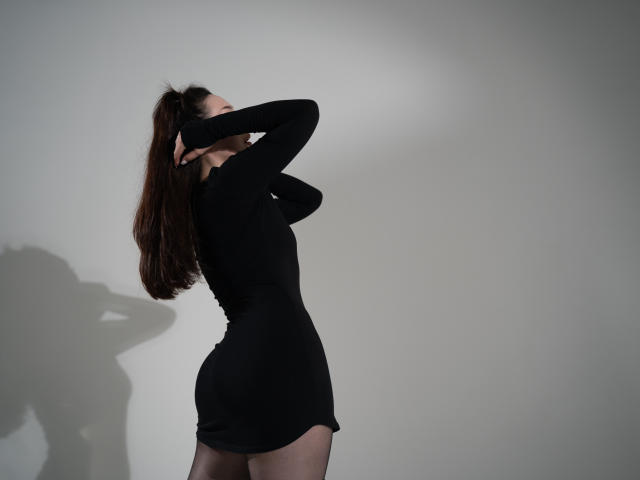 MirandaBlackFoxy - Live porn &amp; sex cam - 17543898
