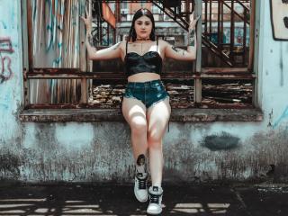 LeahBlake - Live Sex Cam - 17545646