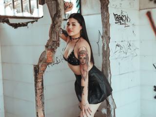LeahBlake - Live Sex Cam - 17545682