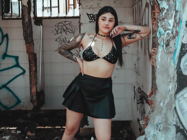 LeahBlake - Live Sex Cam - 17545714