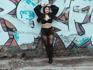LeahBlake - Live Sex Cam - 17545742
