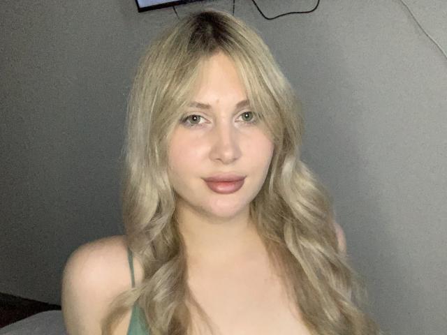 KitConny - Live sex cam - 17548186