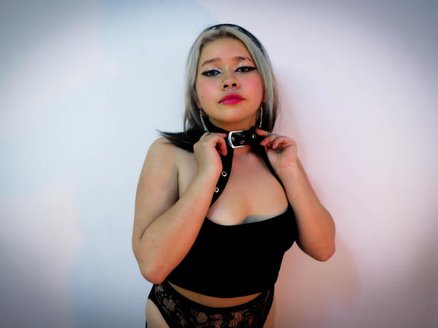 AlisaMoretti - Live sex cam - 17551222