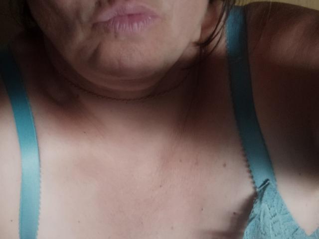 Aline69 - Live sex cam - 17553730