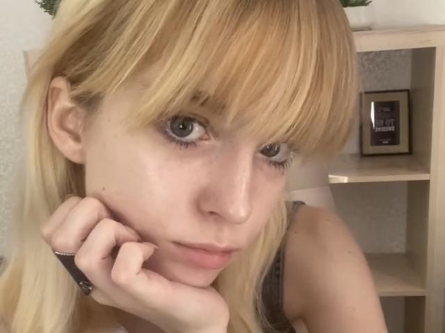 Blumi - Live sexe cam - 17554202