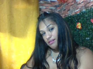 MichelleBrito - Live sex cam - 17554994