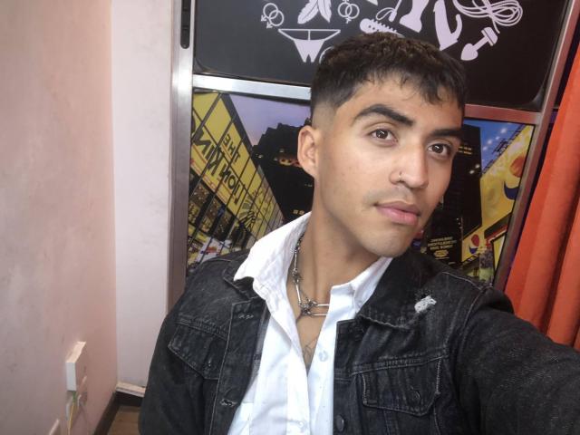 NagualBigCok - Live porn &amp; sex cam - 17555478