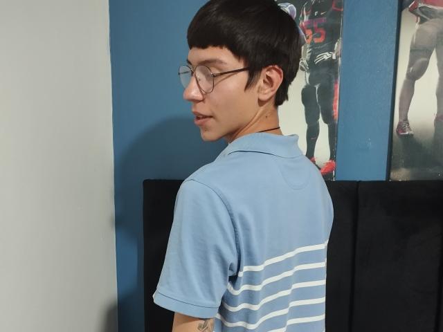 SexyBin - Live porn &amp; sex cam - 17556586