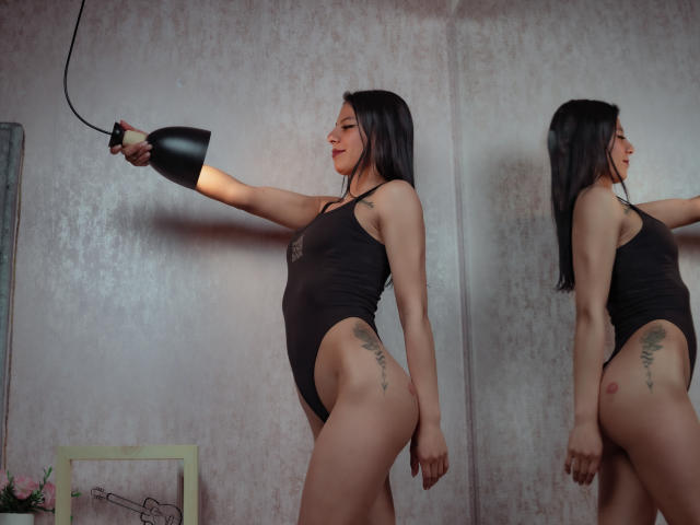 MelissaSpencer - Live Sex Cam - 17557118