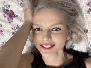 DouceAmelia - Live sexe cam - 17558846