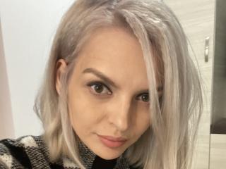 DouceAmelia - Live porn &amp; sex cam - 17558854