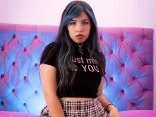 AmeliiaThoms - Sexe cam en vivo - 17575414