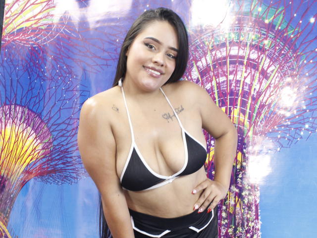 IvonneHarmony - Live sex cam - 17576582