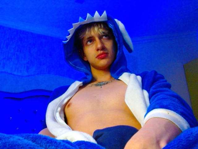 BastianLeonis - Live porn &amp; sex cam - 17581682