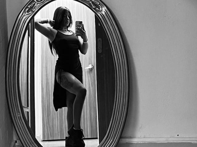 Amberv - Live sex cam - 17581990