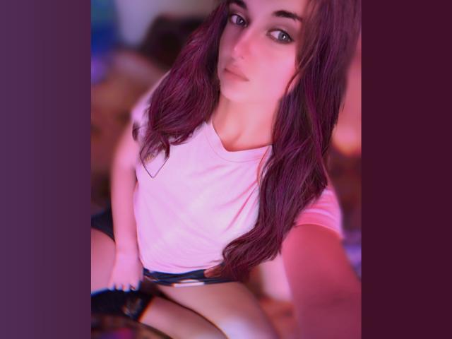 KariMillie - Live sex cam - 17582714