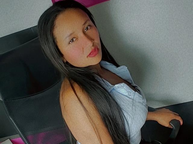 SaraBeckett - Live sex cam - 17583318
