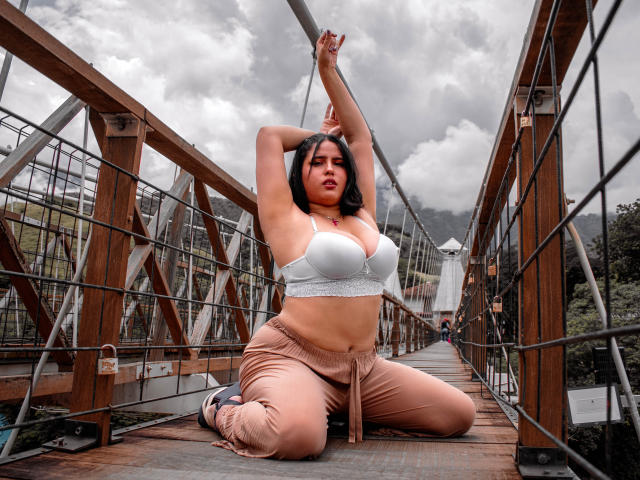 KarmillaCart - Live sex cam - 17601538