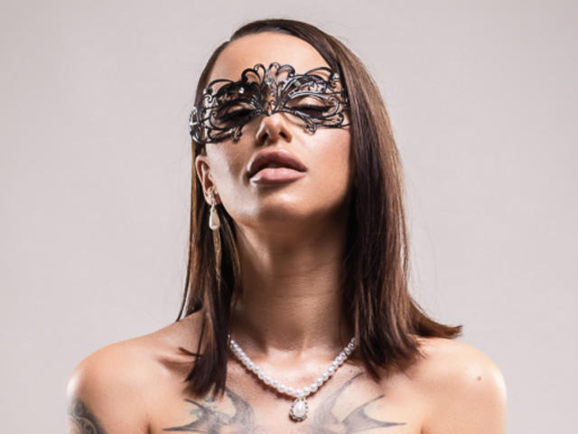 AwwLolla - Live Sex Cam - 17614302