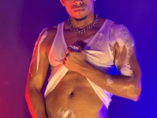 AbrahamKim - Sexe cam en vivo - 17632446