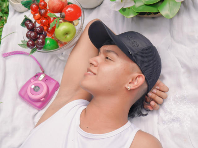 JordanTrinity - Live Sex Cam - 17635626