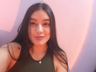 VictoriaFer69 - Live sex cam - 17639594