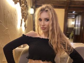 MaudieMel - Live sex cam - 17645154