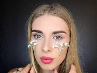 MaudieMel - Live sex cam - 17645190