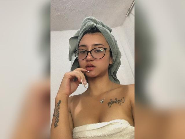 LuciaCalixto - Live sex cam - 17649014