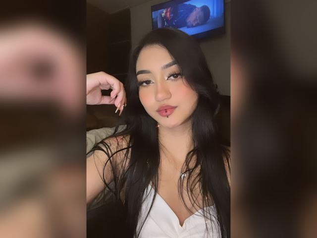 LuciaCalixto - Live sex cam - 17649342