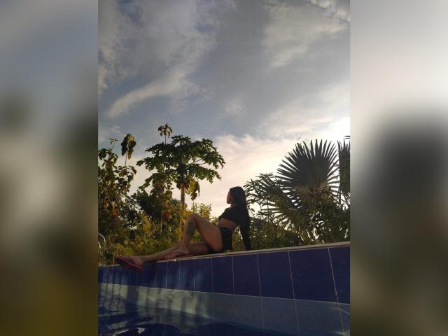 LuciaCalixto - Live sex cam - 17650914