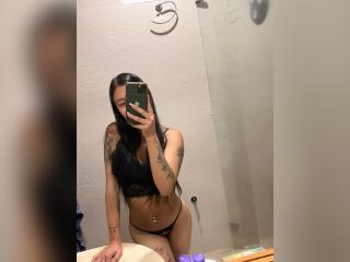 LuciaCalixto - Live porn &amp; sex cam - 17650930