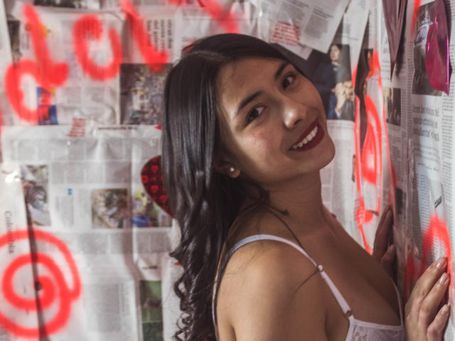 EmilyPrincessx - Live porn &amp; sex cam - 17658342